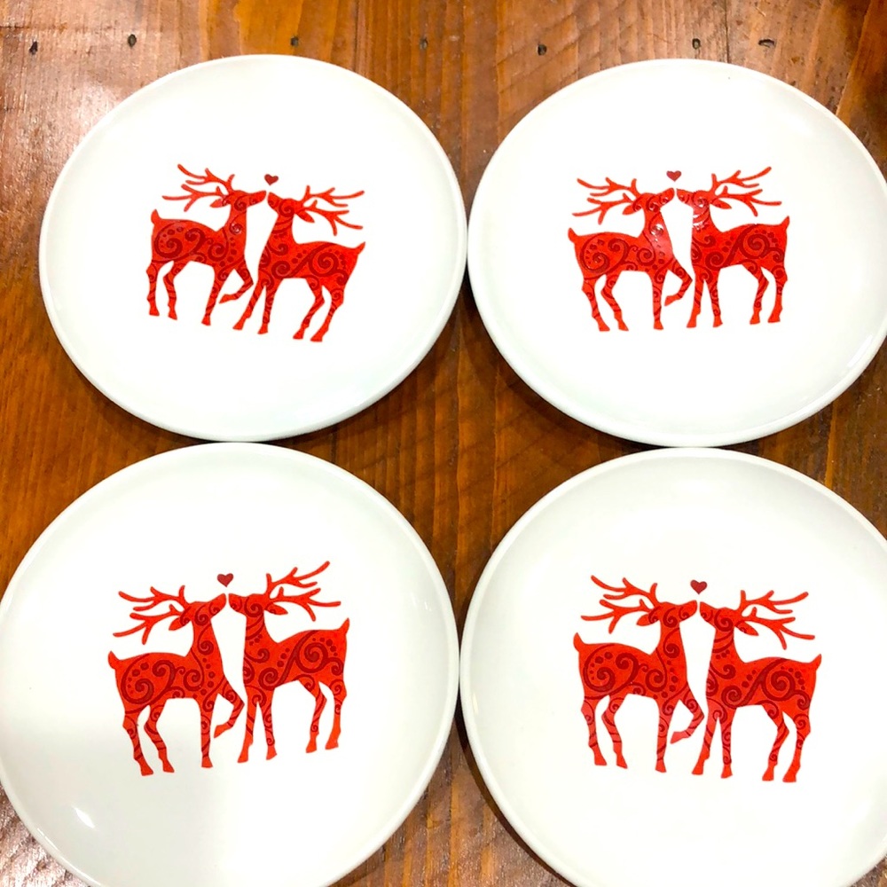 ROOM CREATIVE RED DEER CHRISTMAS APPETIZER PLATES